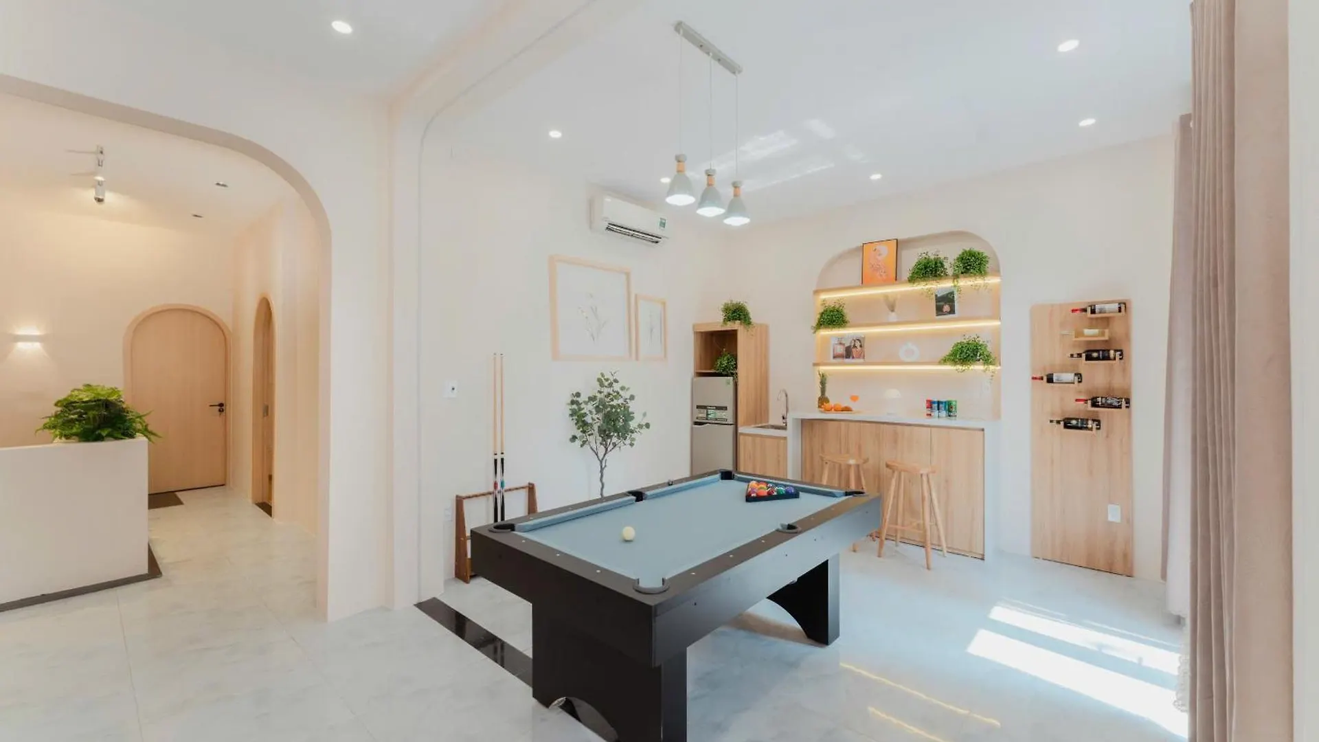 Villa N&N House-Modern House At My An District, 5Mins To My Khe Beach Da Nang